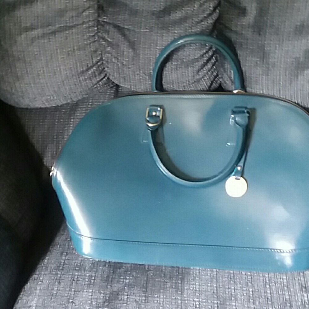 Fiora handbag